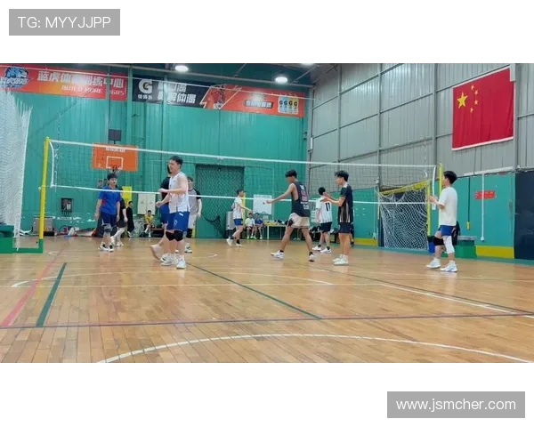 重庆排球队创新高排球配合排名引发热议展现团队实力与默契配合